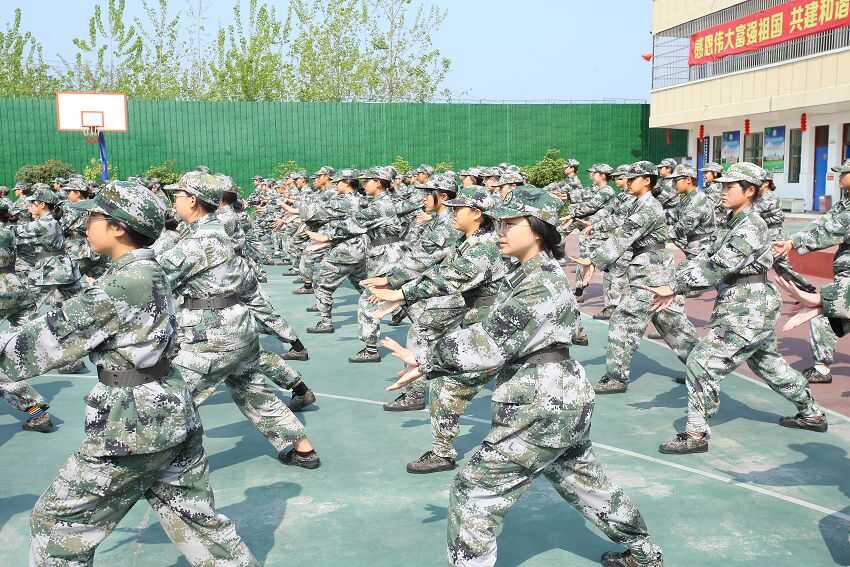 孩子不能上学怎么办？家长应该怎么教育孩子？(图2)